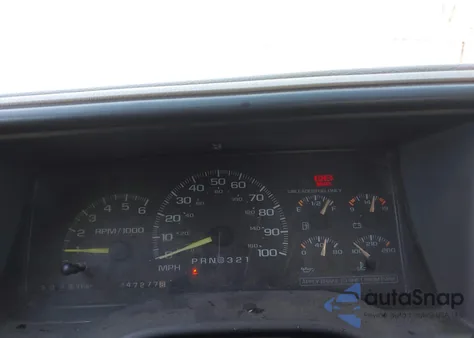 1998 Chevrolet K1500 Fleetside z USA, uszkodzony, nr VIN 2GCEK19R4W1143067